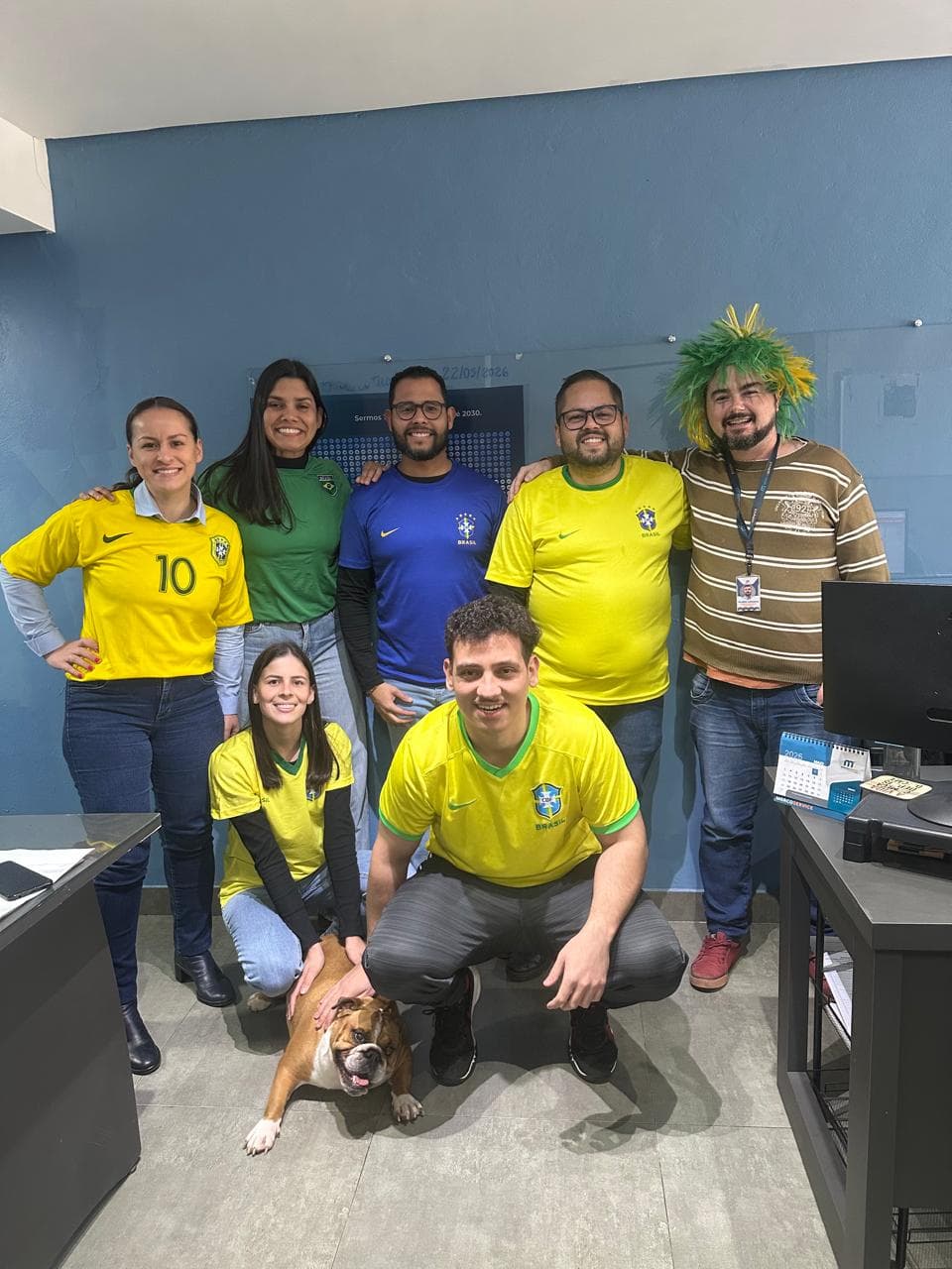 Equipe administrativa da Mercoservicers em confraternização